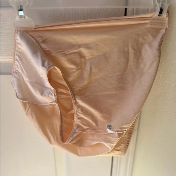 VTG Style Antron III Women’s Granny Panties - 100% Nylon Beige Size: L - Picture 2 of 7